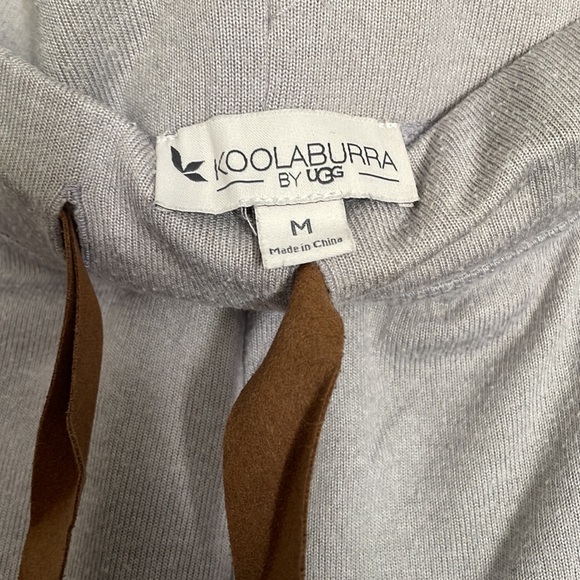 TWO PIECE SET - Picture 7 of 7